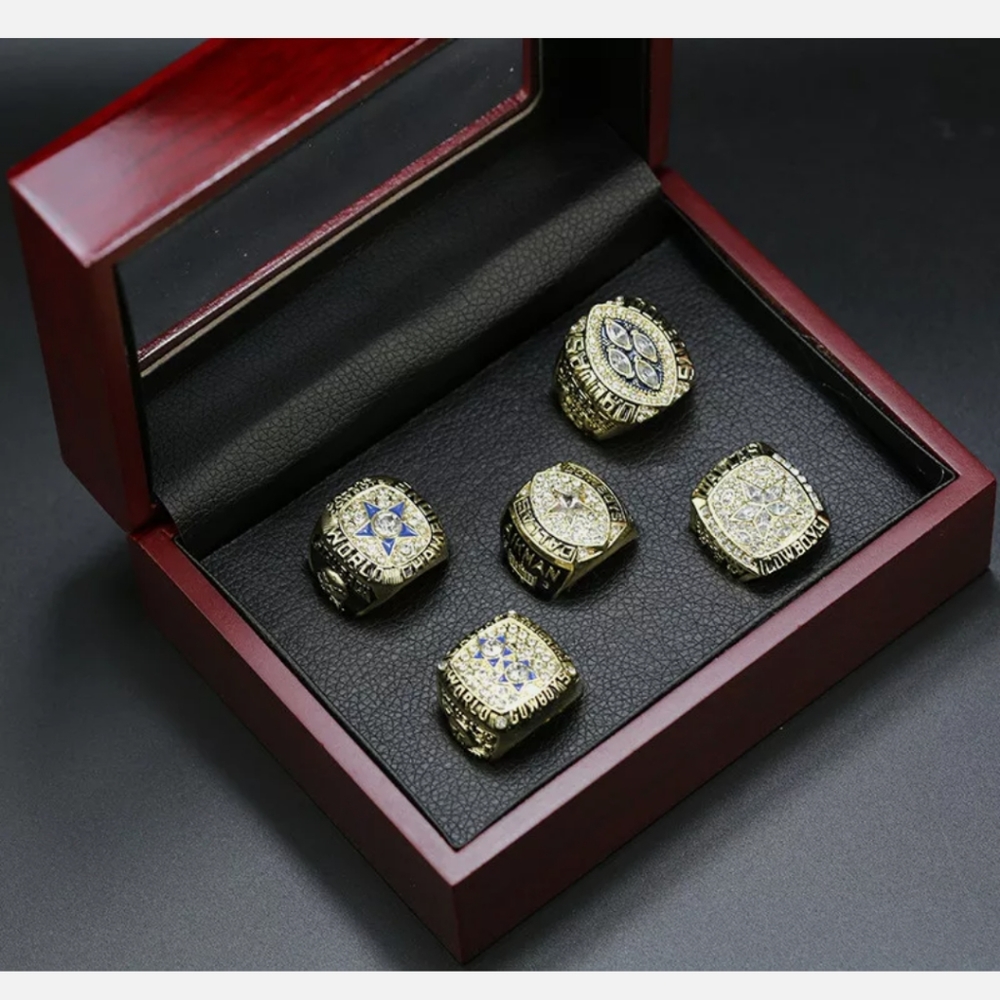 NFL Dallas cowboys 5 Superbowl Ring's and case
